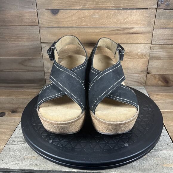 Clarks Womens Size 9M Black Aisley Tulip Sandals Suede Wedge Heels Slingback - Picture 2 of 10